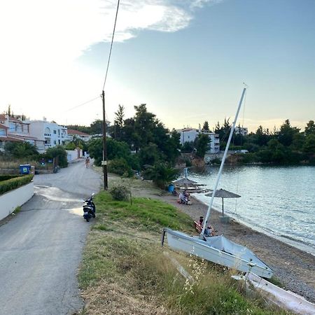 Seaside One-Bedroom On Chalkis Buitenkant foto